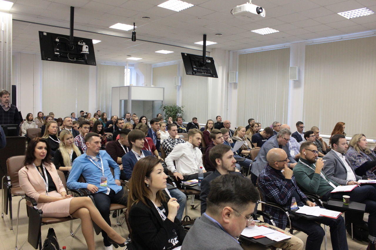 Более 1000 человек смогли найти время для того, чтобы посетить площадку Единого центра предпринимательства