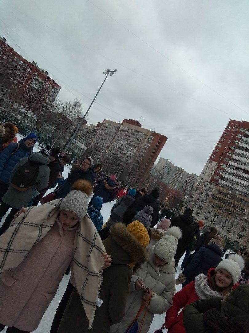 В Петербурге эвакуированы четыре школы