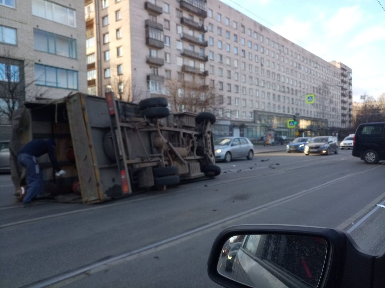 Горит газель с баллонами