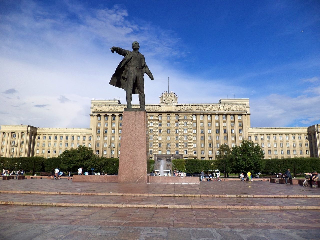 Где и как Ульянов стал Лениным
