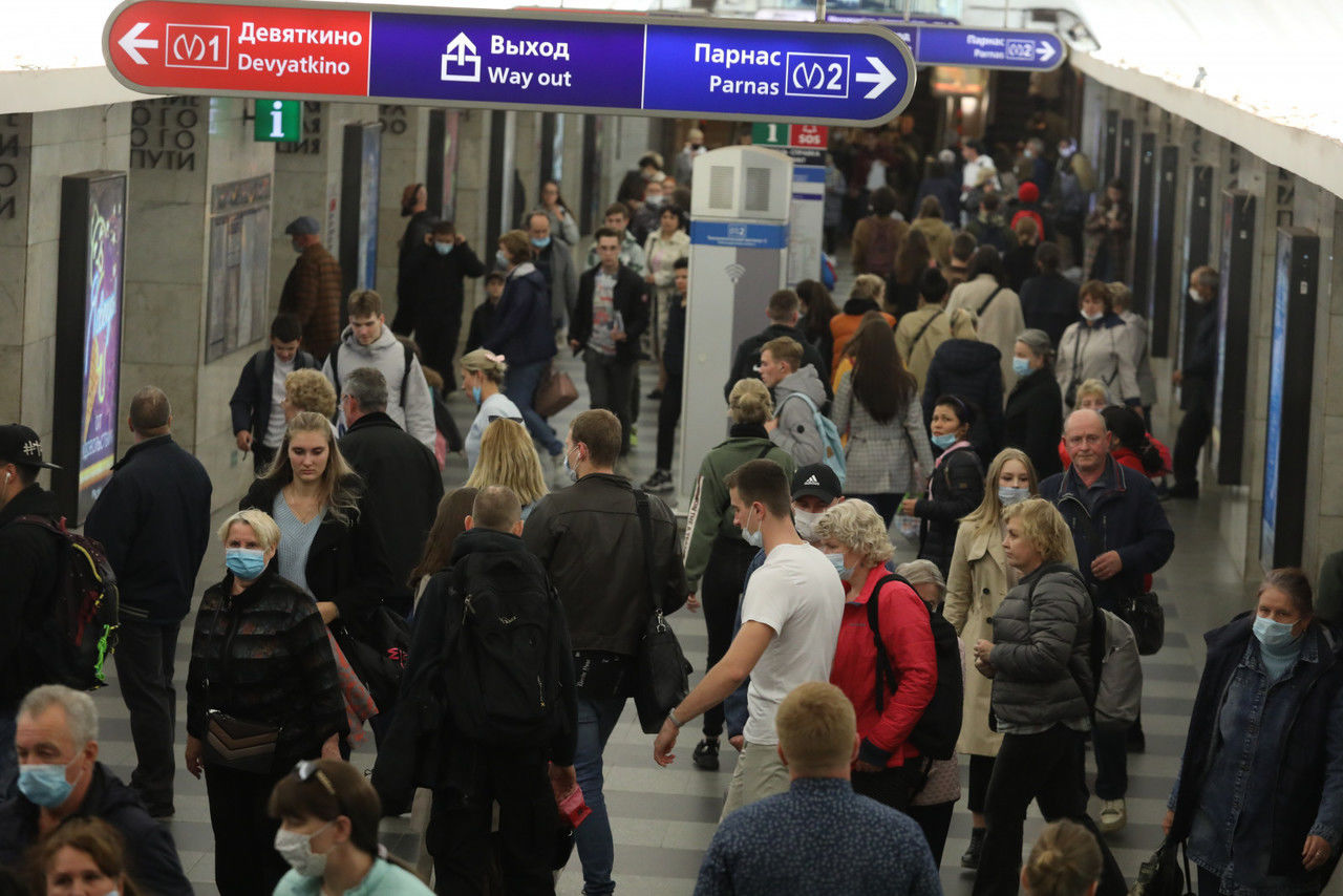 Метро санкт петербург час пик