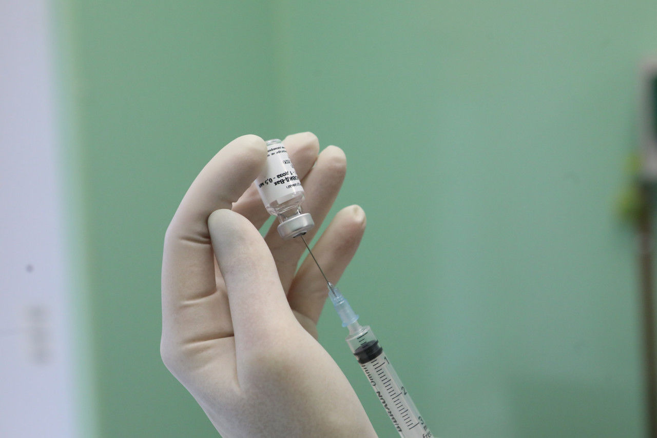 В Петербурге разрабатывают вакцину от коронавируса со вкусом ряженки